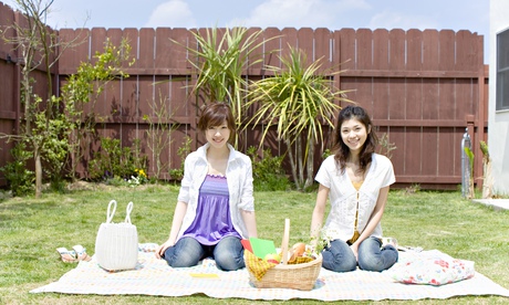 Urban flat-dwellers often find it difficult to get access to a peaceful place outdoors.