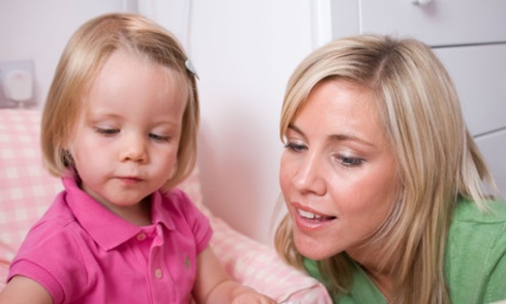 mother daughter reading