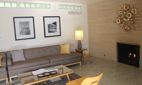 Palm Springs modernism, Hideaway common room