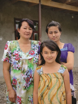 Alieva Maksatoy and her daughters. 