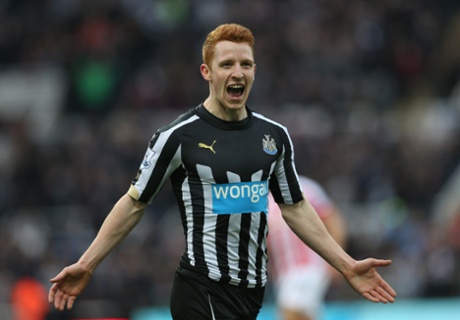 Jack Colback celebrates.