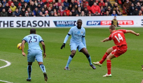 Jordan Henderson scores to make it 1-0.