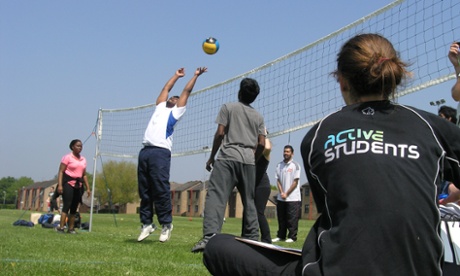 University of Hertfordshire students playing volleyball