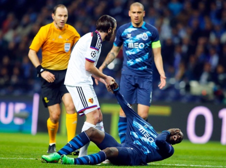Porto's Bruno Martins Indi reacts with Shkelzen Gashi.