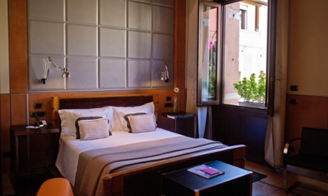 venice hotel room