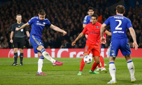Gary Cahill scores the first goal for Chelsea.