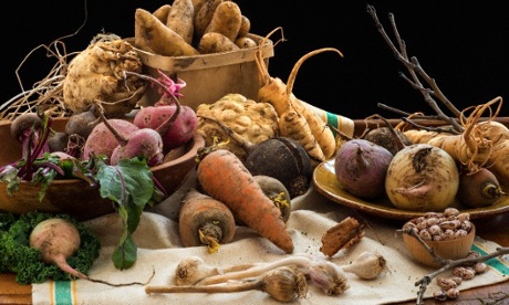 A table artfully covered with vegetables