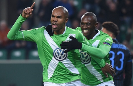 Naldo celebrates with team mate Joshua Guilavogui.