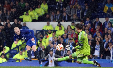 Steven Naismith scores to level it up.