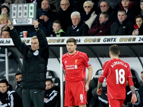 Steven Gerrard comes on for Alberto Moreno.