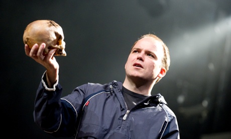 Rory Kinnear as Hamlet