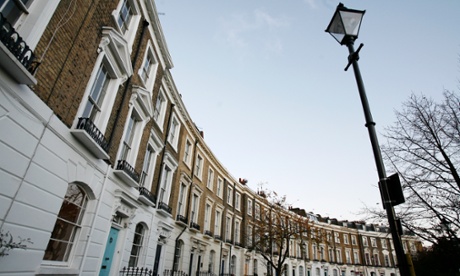 A terrace of Georgian houses in Islington