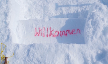 Meet and greet … An igloo welcome mat.