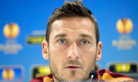 AS Roma's Francesco Totti speaks at a news conference at the Kuip stadium in Rotterdam February 25, 2015. AS Roma is playing Feyenoord in their Europa League round of 32 second leg soccer match on Thursday. REUTERS/Cris Toala Olivares (NETHERLANDS - Tags: SPORT SOCCER HEADSHOT):rel:d:bm:GF2EB2P1F0U01