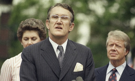 In this June 22, 1977 file photo, then Australian Prime Minister Malcolm Fraser, center,  speaks beside U.S. President Jimmy Carter at the White House in Washington.