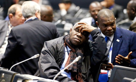 At Sendai, the final plenary session was delayed while it was debated whether the responsibility of developed countries on global warning was mentioned in the new framework document. 