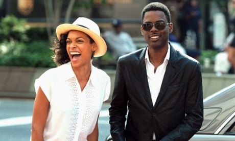 Rosario Dawson and Chris Rock in Top Five.