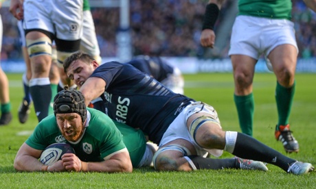 Sean O'Brien scores his side's second try against Scotland. 