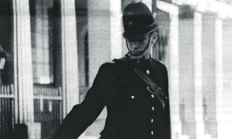 Reg Oakes with Princess Beatrix of the Netherlands, 1940