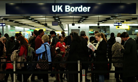 Flights delayed due to snow at London Heathrow Airport, Britain - 06 Feb 2012