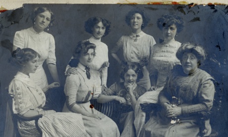 Gale's great-great-grandmother Emma Estervana Wells with her seven surviving daughters. Harry's wife, Winnifred, is on the far left; Pattie stands behind her; great-great aunt Steve is in the middle with her hand on her hip.