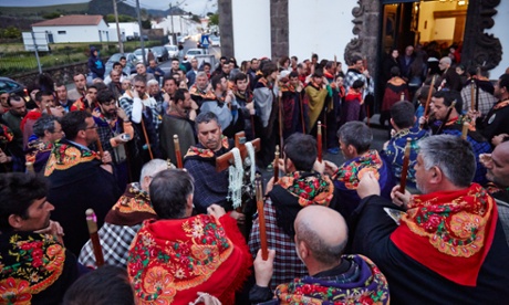 Romério pilgrims visit one of the island’s churches.