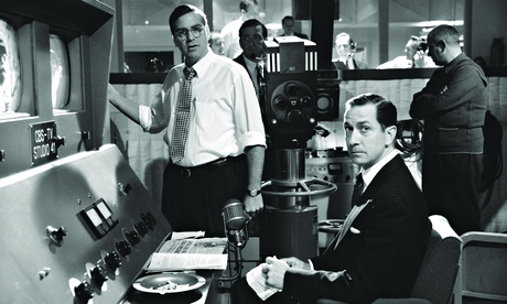 George Clooney and David Strathairn in Good Night, and Good Luck (2005)