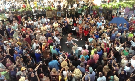 The Stella! shouting competition