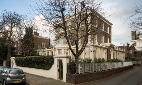 Both houses now belong to Sheikh Faisal bin Qassim Al-Thani.