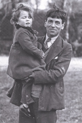 Unity Spencer in her father Stanley's arms