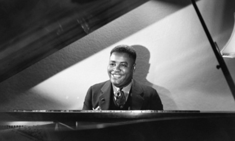 Art Tatum tinkles the keys with tea for two in mind.