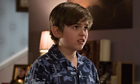 Bobby Beale played by Eliot Carrington