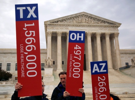 Protesters in favor of the Affordable Care Act