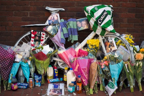 A ghost bike left for Alan Cartwright