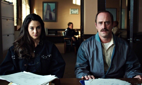 Shailene Woodley and Christopher Meloni in White Bird in a Blizzard