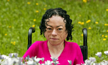 Liz Carr 