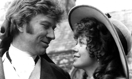 Robin Ellis and Angharad Rees in the 1975 series.