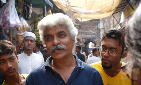 Old Dhaka in danger: young volunteers bid to save historic city from developers