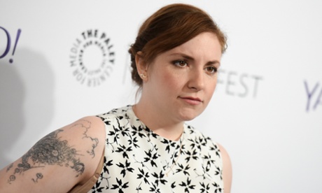 Lena Dunham arrives at the 32nd Annual Paleyfest