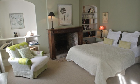 Bedroom at La Cour Sainte-Catherine, Honfleur