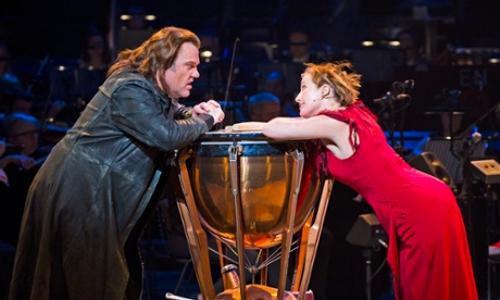 Emma Thompson (Mrs Lovett) and Bryn Terfel (Sweeney Todd) in Sweeney Todd.