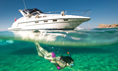 Snorkelling from a speedboat