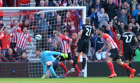 Graziano Pelle scores the second.