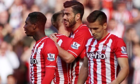 Graziano Pellè celebrates after scoring Southampton's second goal against Hull.