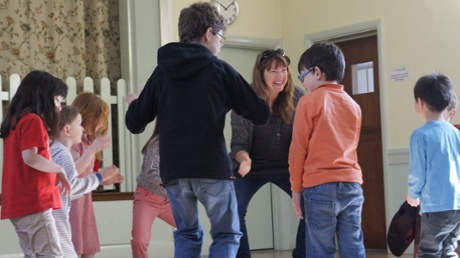 Doorstep team Meg leading primary group