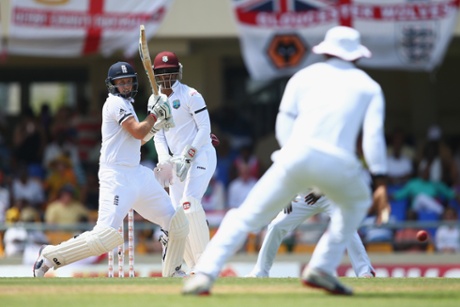 Joe Root pulls a delivery behind square off the bowling of Sulieman Benn.