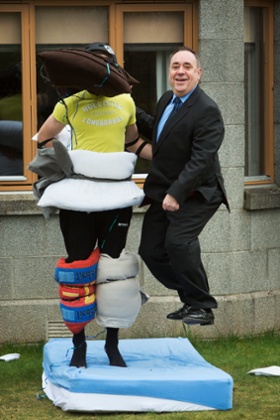 'Wouldn’t you prefer to get your photo taken with me?'