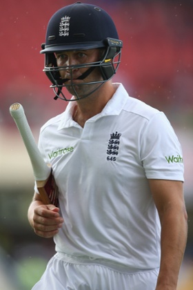 Jonathan Trott walks dejectedly back to the pavillion after being dismissed for just 4 runs.