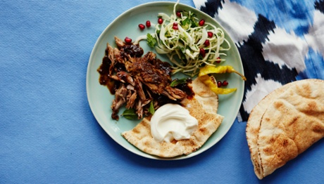 A plate of lamb shawarma.