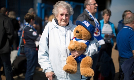Ciss Platten, 93, Reading's oldest fan.